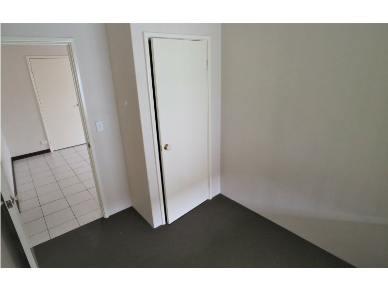 2/1 Villa Mews, Kewdale WA 6105