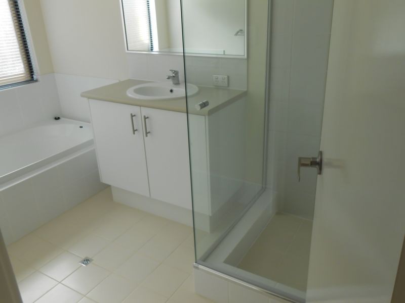 3 Albion Avenue, Munster WA 6166