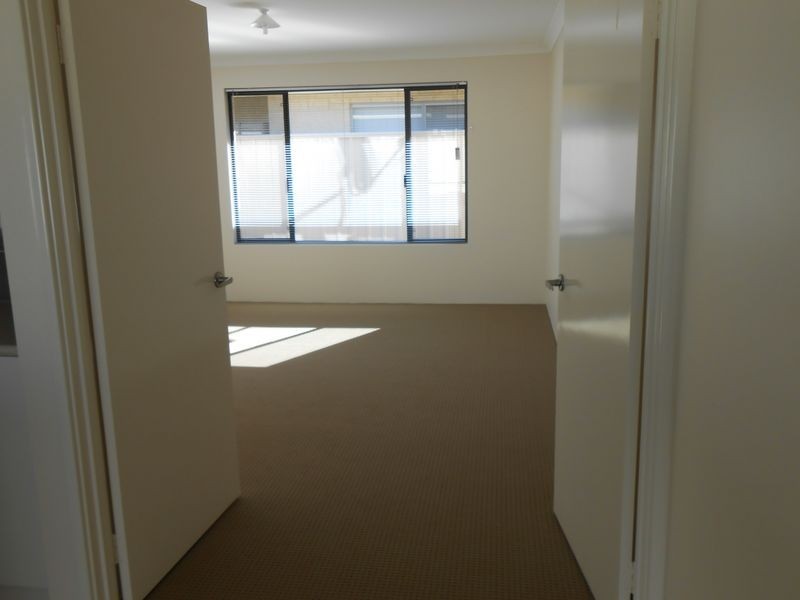 3 Albion Avenue, Munster WA 6166