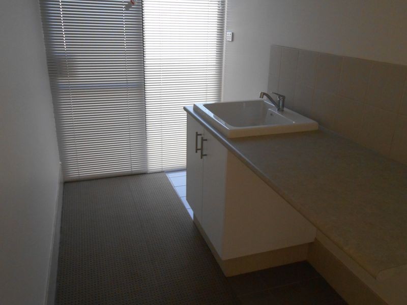 3 Albion Avenue, Munster WA 6166