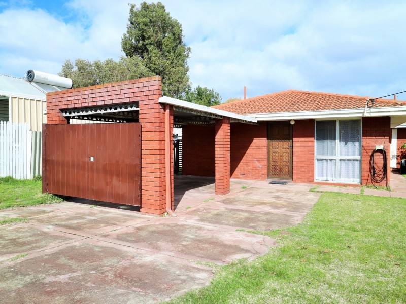 8 Gardiner Street, Belmont WA 6104