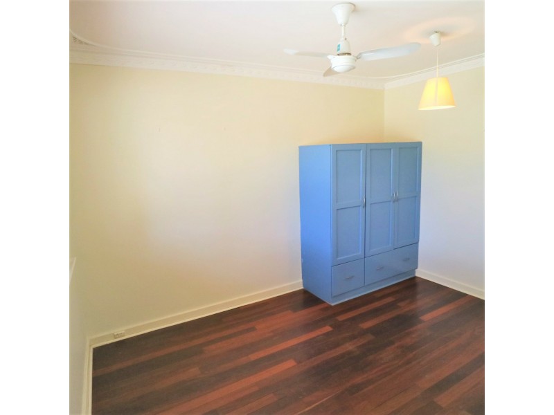 70 Moojebing Street, Bayswater WA 6053