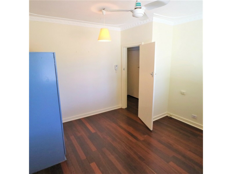 70 Moojebing Street, Bayswater WA 6053