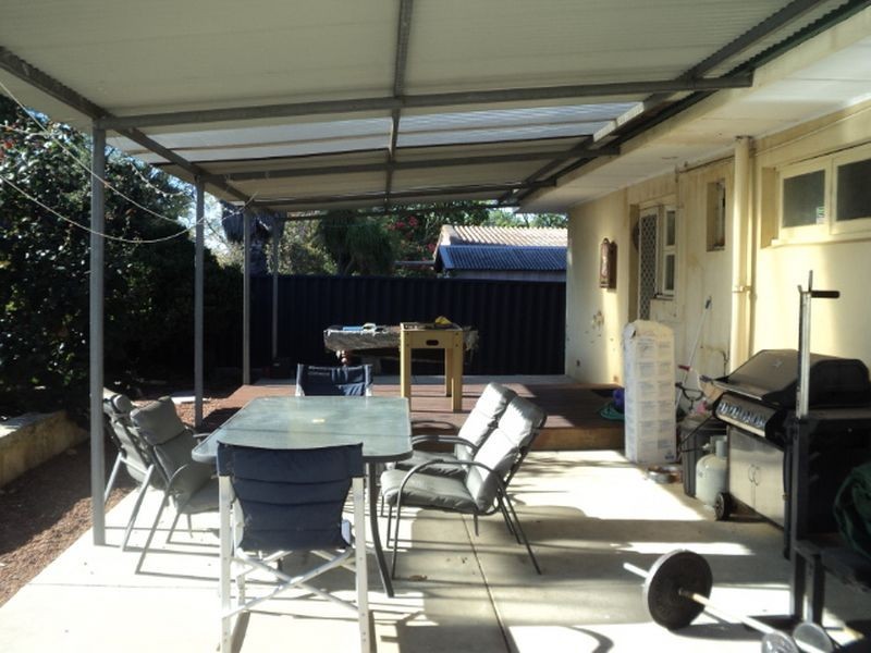 9 Hillcrest Road, Kewdale WA 6105