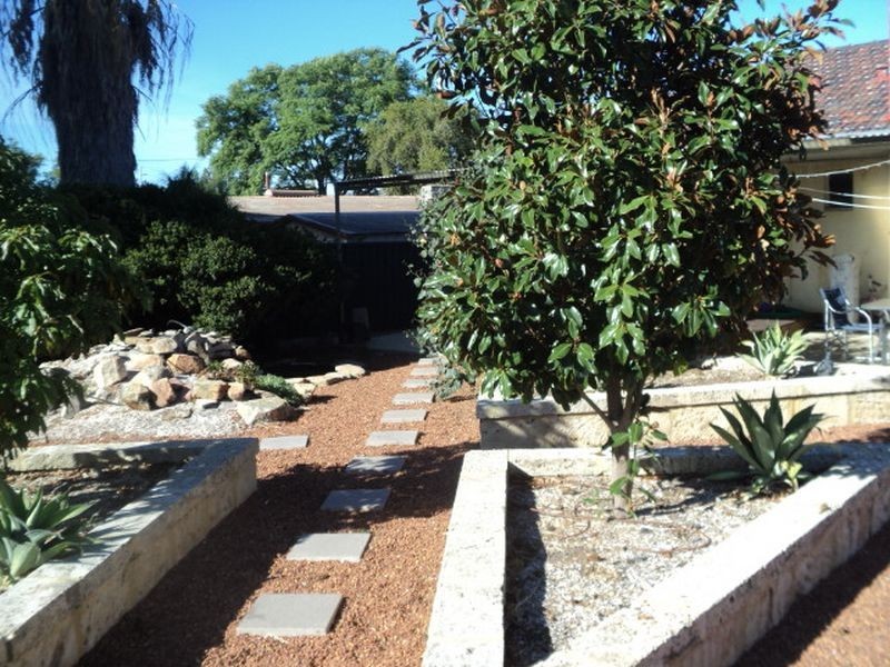 9 Hillcrest Road, Kewdale WA 6105