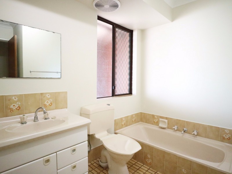 16 Trelion Place, Rivervale WA 6103