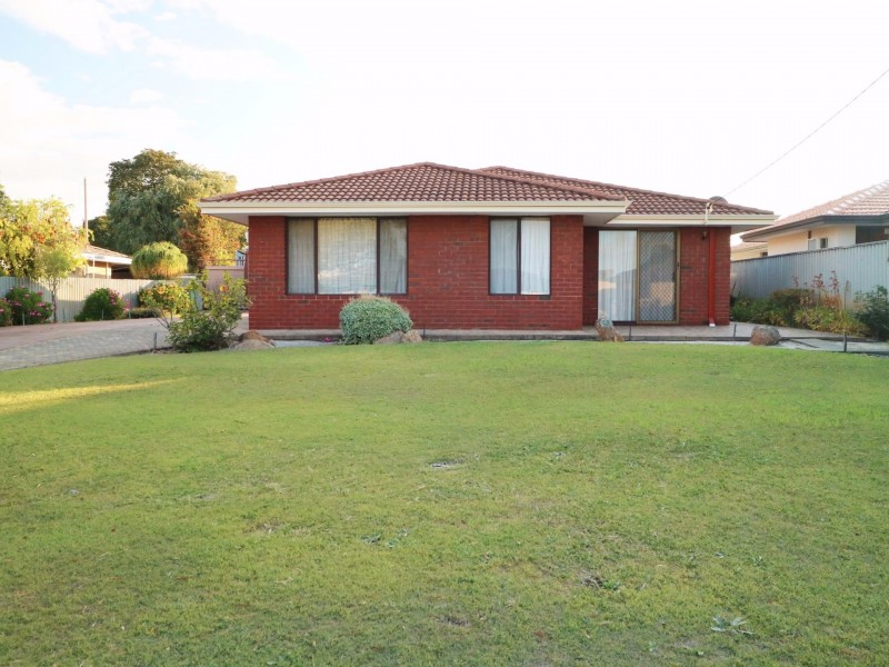 16 Trelion Place, Rivervale WA 6103