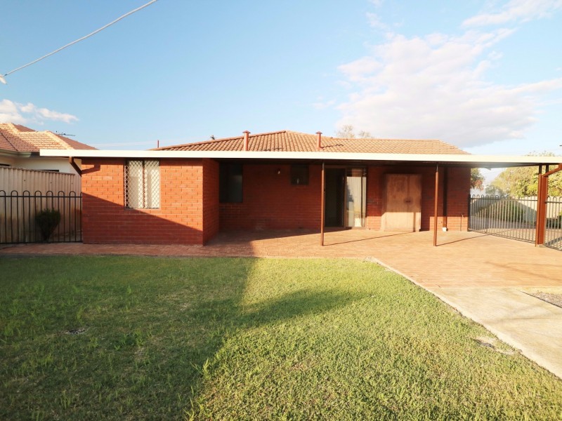 16 Trelion Place, Rivervale WA 6103