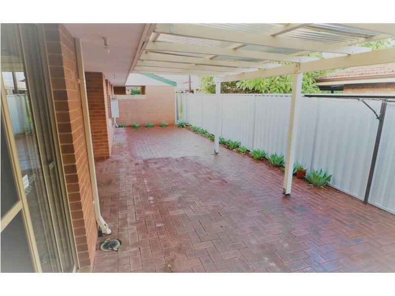 8/21 Kimberley Street, Belmont WA 6104
