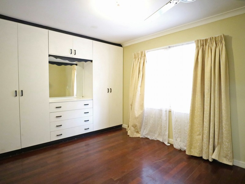 8 Grand Parade, Redcliffe WA 6104