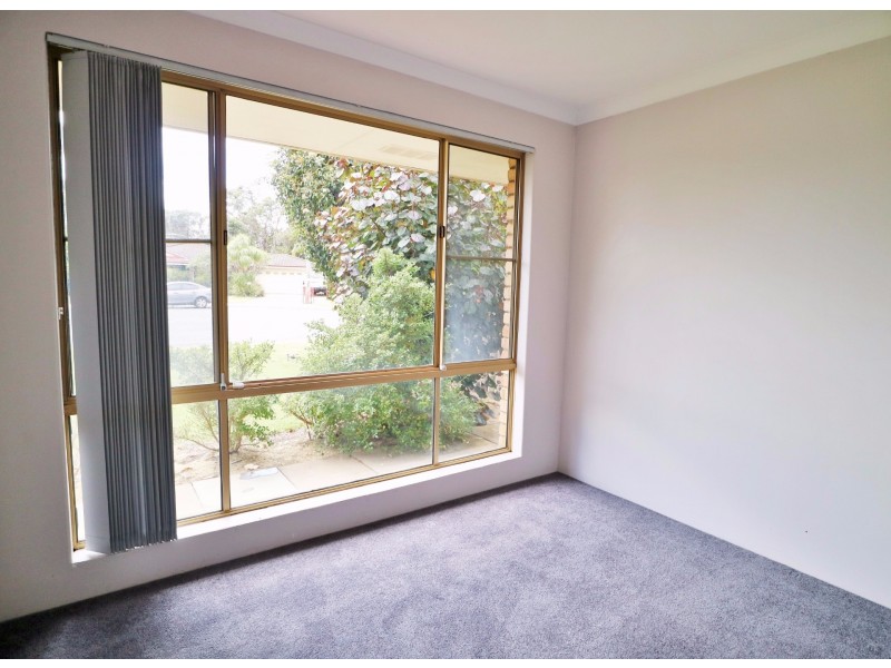 2 Grebe Court, High Wycombe WA 6057