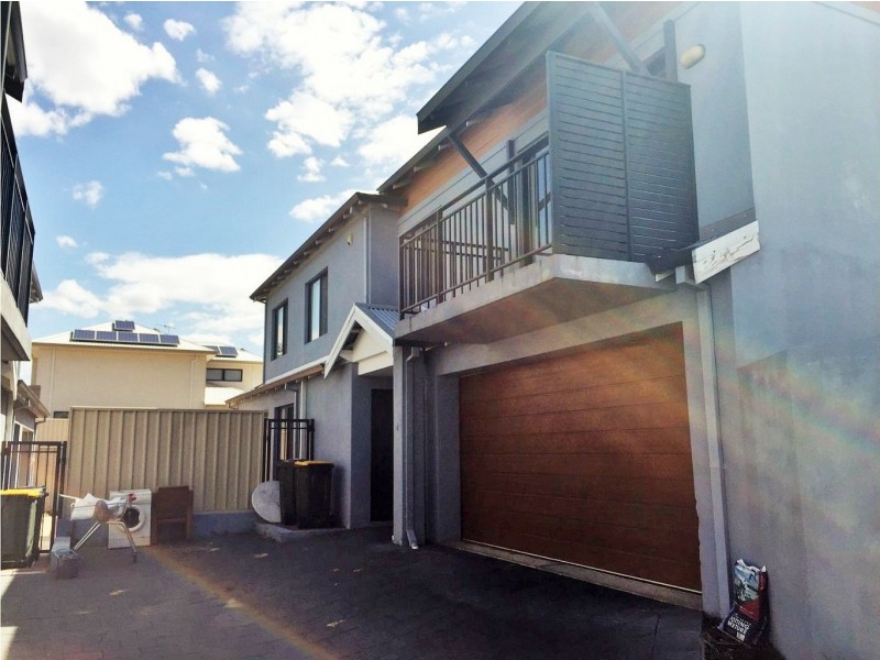 4/145 Shepperton road, Victoria Park WA 6100