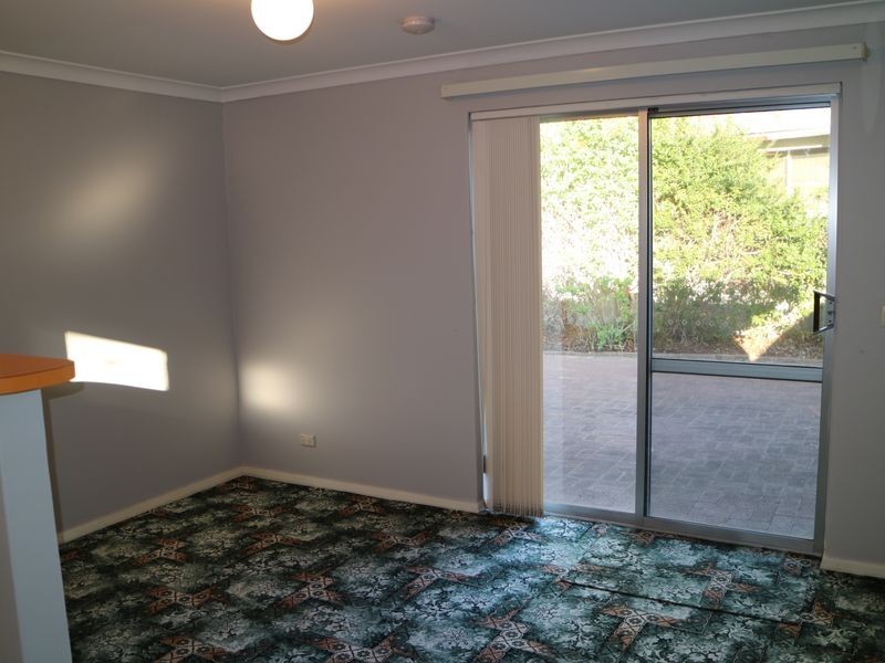 79 Pearl Road, Cloverdale WA 6105