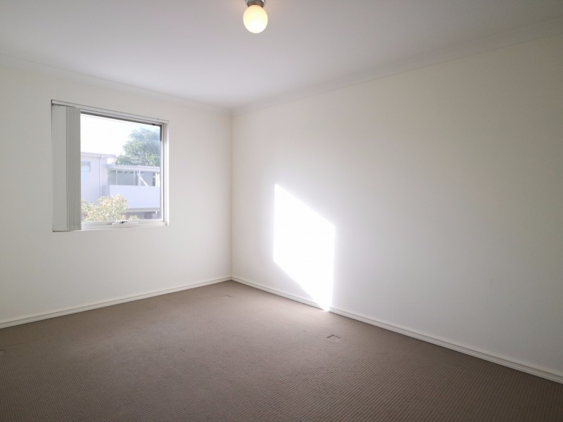 5A Brindley Street, Belmont WA 6104