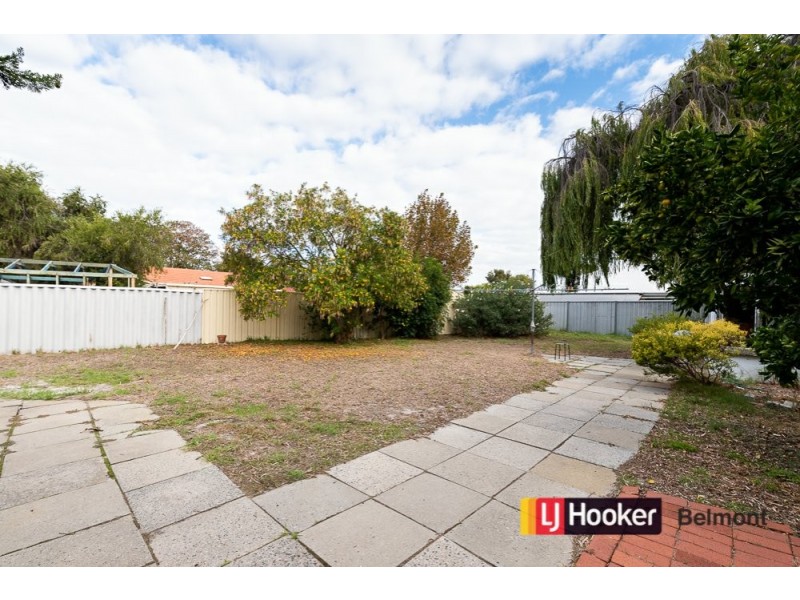 64 Somers Street, Belmont WA 6104