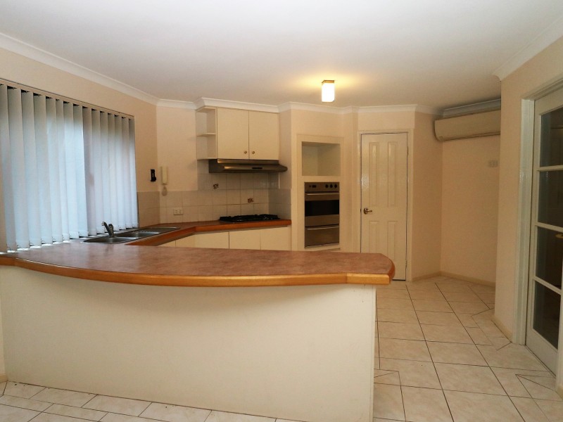 2/14 Kimberley Street, Belmont WA 6104