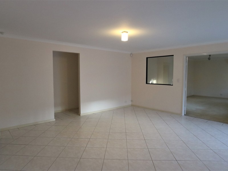 2/14 Kimberley Street, Belmont WA 6104