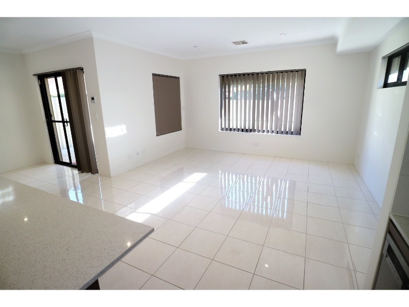 350A Abernethy Road, Cloverdale WA 6105