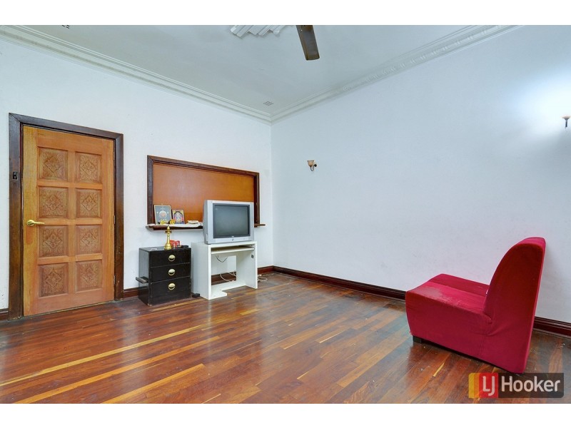 44 Toorak Road, Rivervale WA 6103