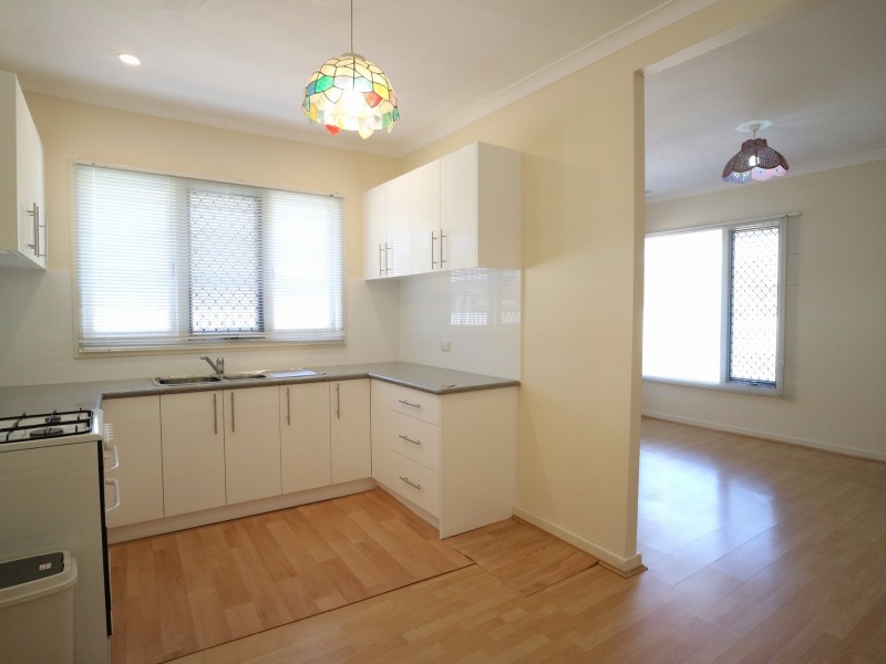 383 Kew Street, Cloverdale WA 6105