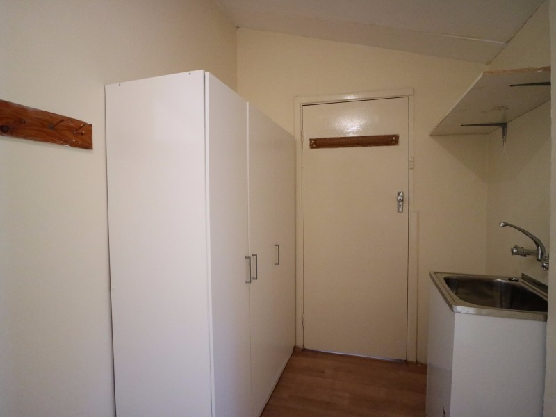 383 Kew Street, Cloverdale WA 6105