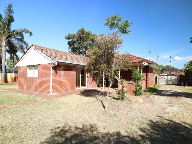 383 Kew Street, Cloverdale WA 6105