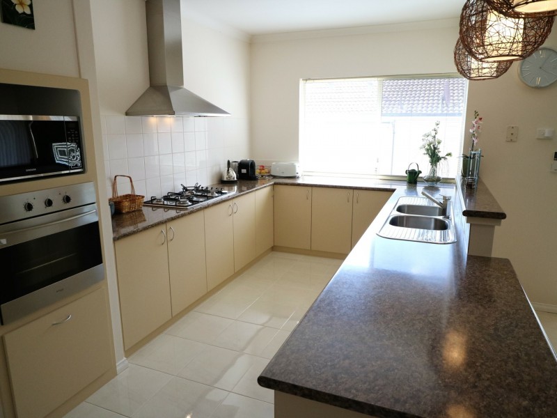 1/387 Belmont Avenue, Cloverdale WA 6105