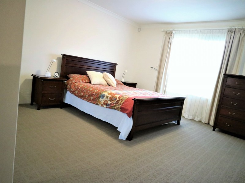 1/387 Belmont Avenue, Cloverdale WA 6105