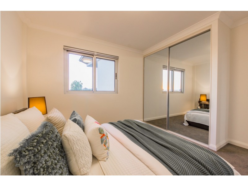 Apartment 15/267 Fulham Street, Cloverdale WA 6105