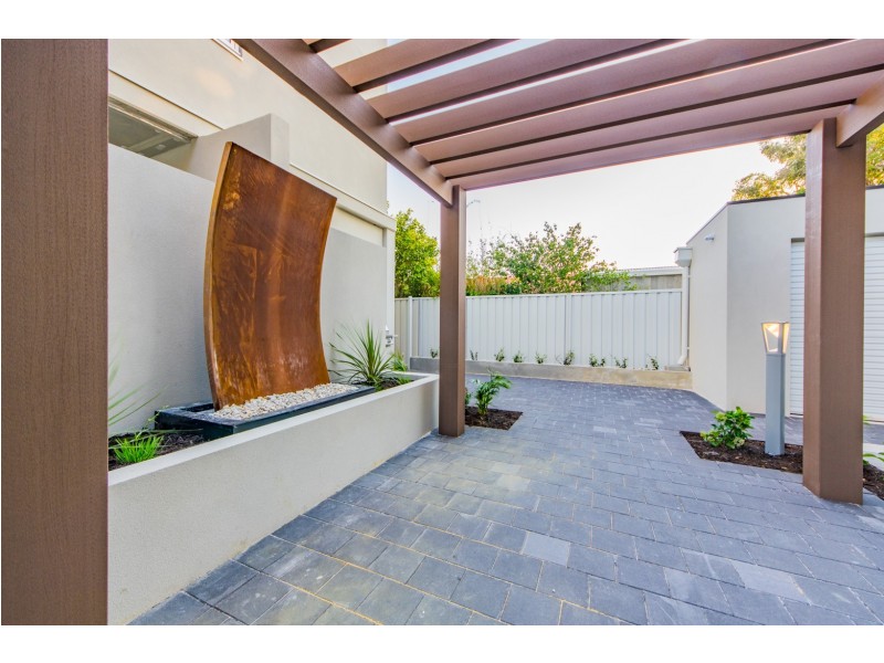 Apartment 15/267 Fulham Street, Cloverdale WA 6105