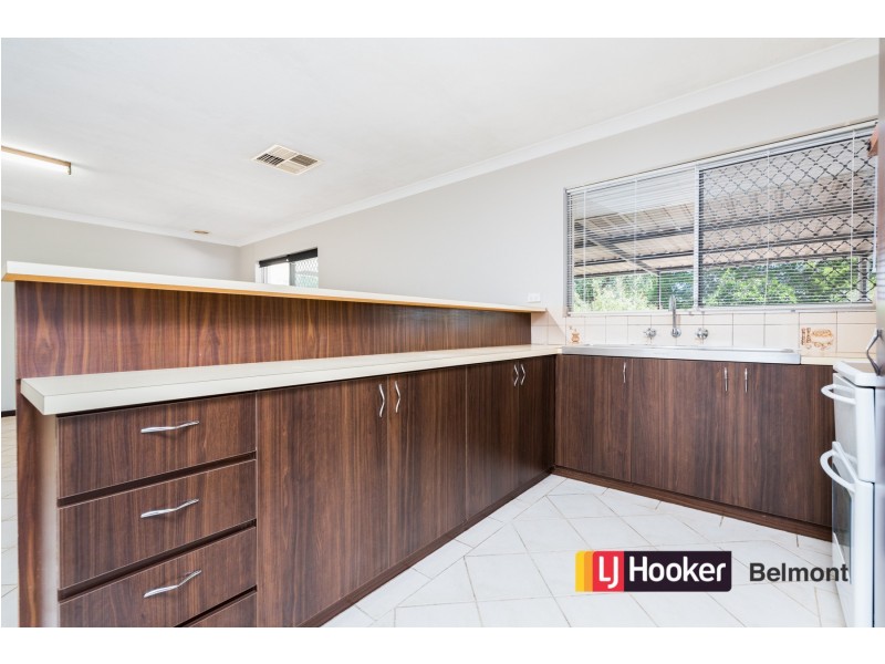 295 Fisher Street, Cloverdale WA 6105