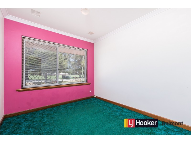 295 Fisher Street, Cloverdale WA 6105