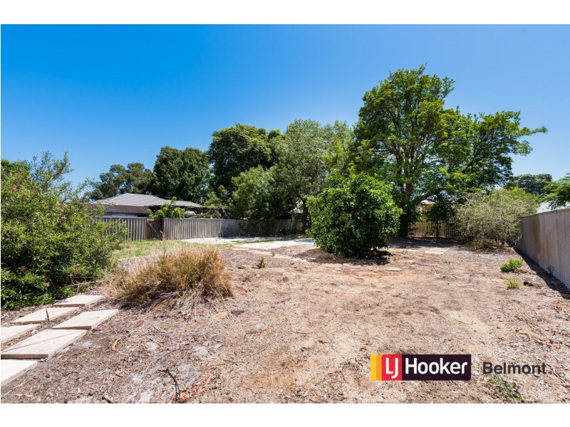 295 Fisher Street, Cloverdale WA 6105