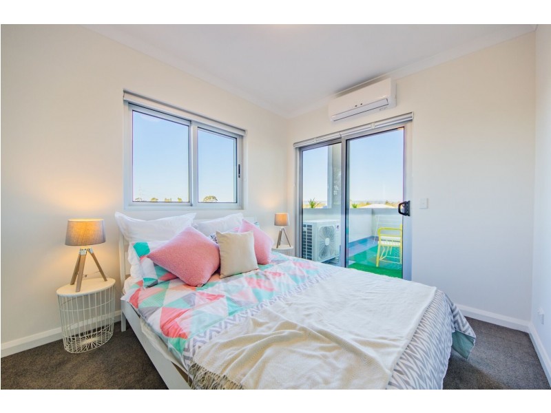 14/267 Fulham Street, Cloverdale WA 6105