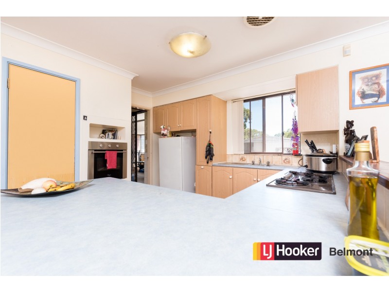 24 Nicolas drive, Casuarina WA 6167