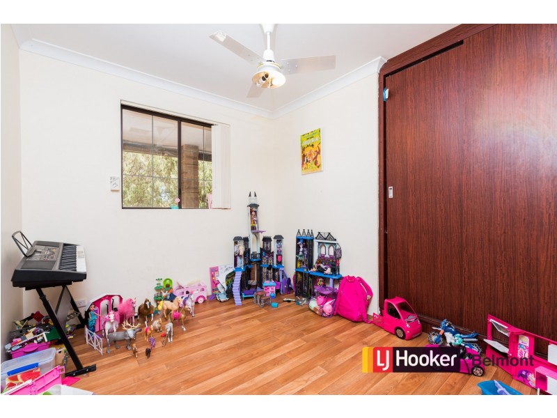 24 Nicolas drive, Casuarina WA 6167