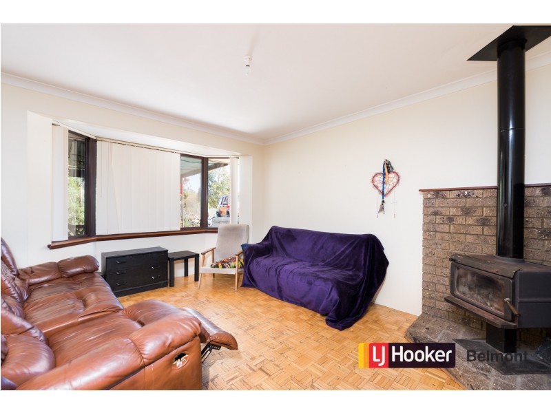 24 Nicolas drive, Casuarina WA 6167