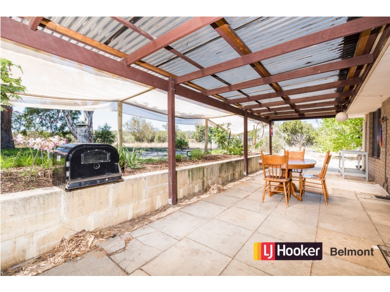 24 Nicolas drive, Casuarina WA 6167