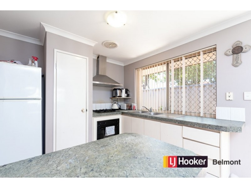 8 Harriet Place, Cloverdale WA 6105