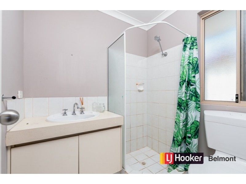 8 Harriet Place, Cloverdale WA 6105