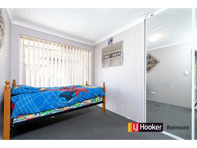 8 Harriet Place, Cloverdale WA 6105