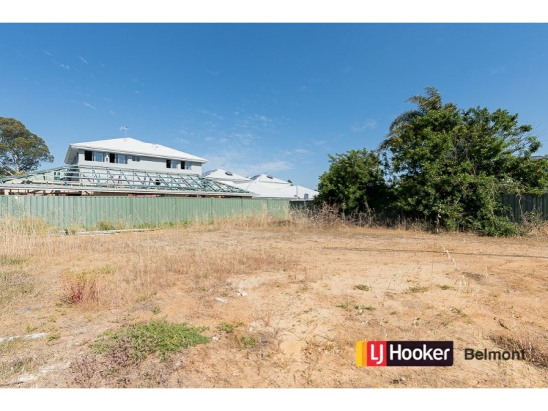 26 Leach Avenue, Riverton WA 6148