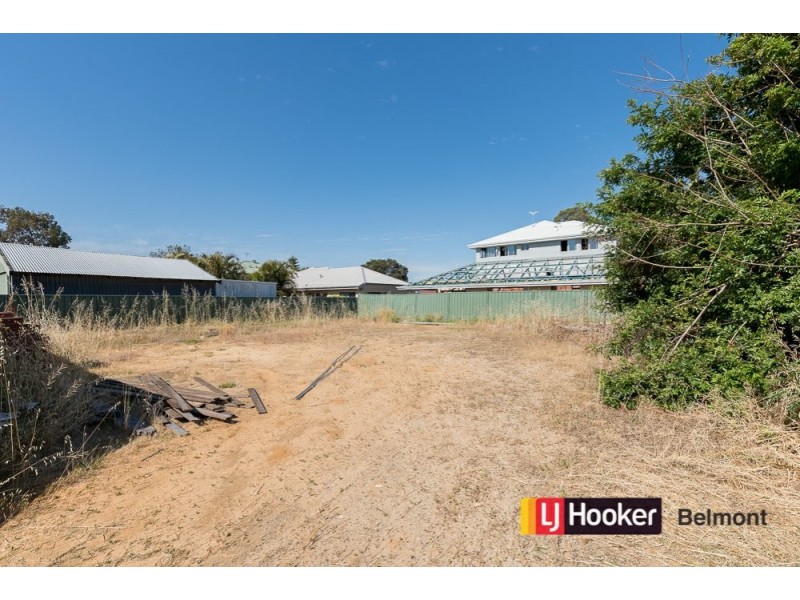 26 Leach Avenue, Riverton WA 6148