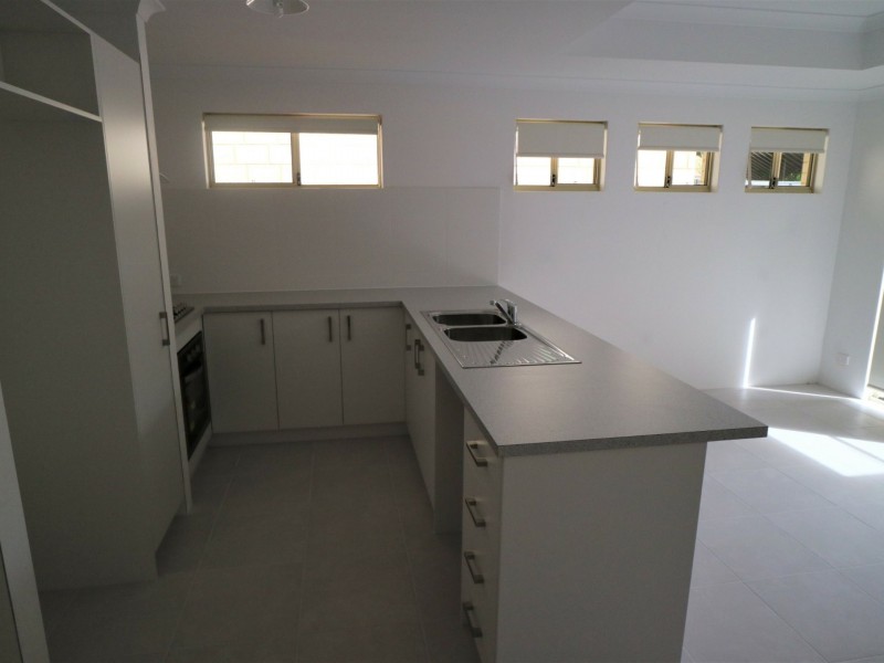 2/48 Tangmere Way, Balga WA 6061