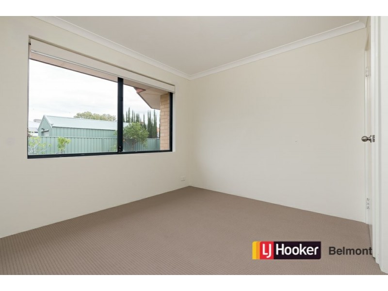 7 Excalibur Chase, Wattle Grove WA 6107