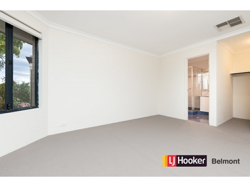 7 Excalibur Chase, Wattle Grove WA 6107