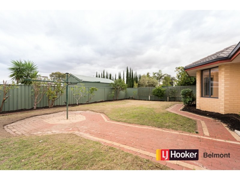 7 Excalibur Chase, Wattle Grove WA 6107