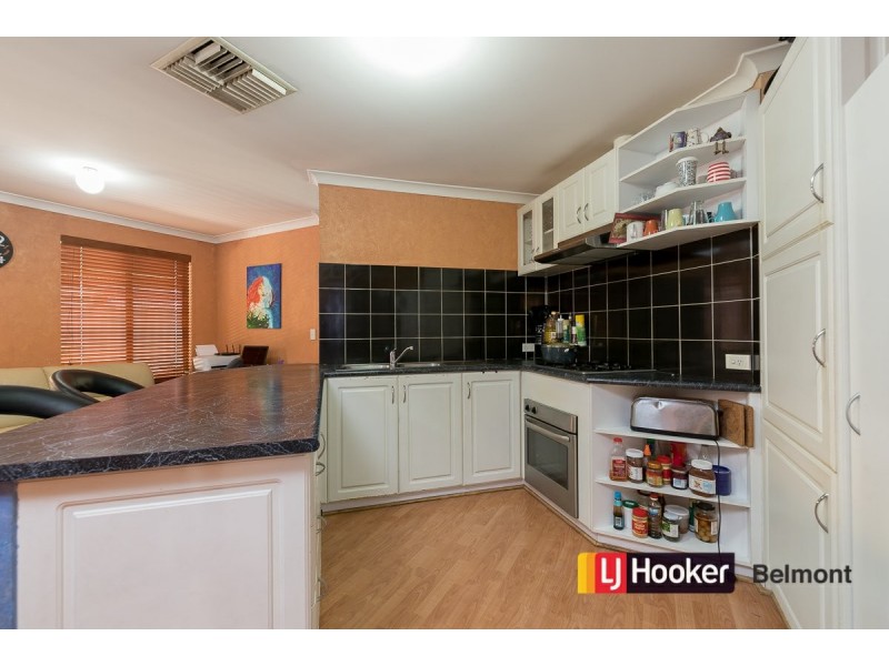 3 Harwood Close, Canning Vale WA 6155