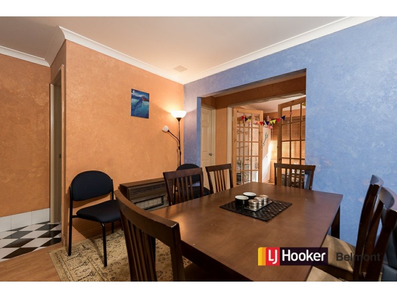 3 Harwood Close, Canning Vale WA 6155