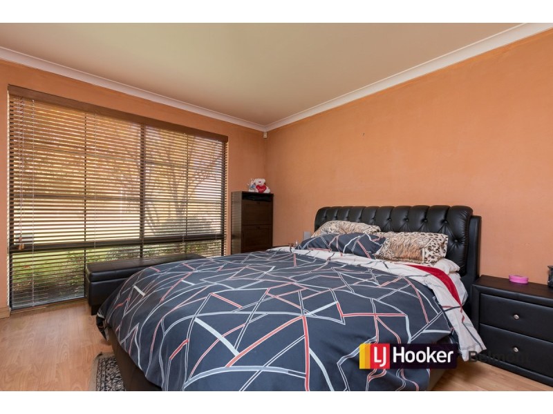 3 Harwood Close, Canning Vale WA 6155